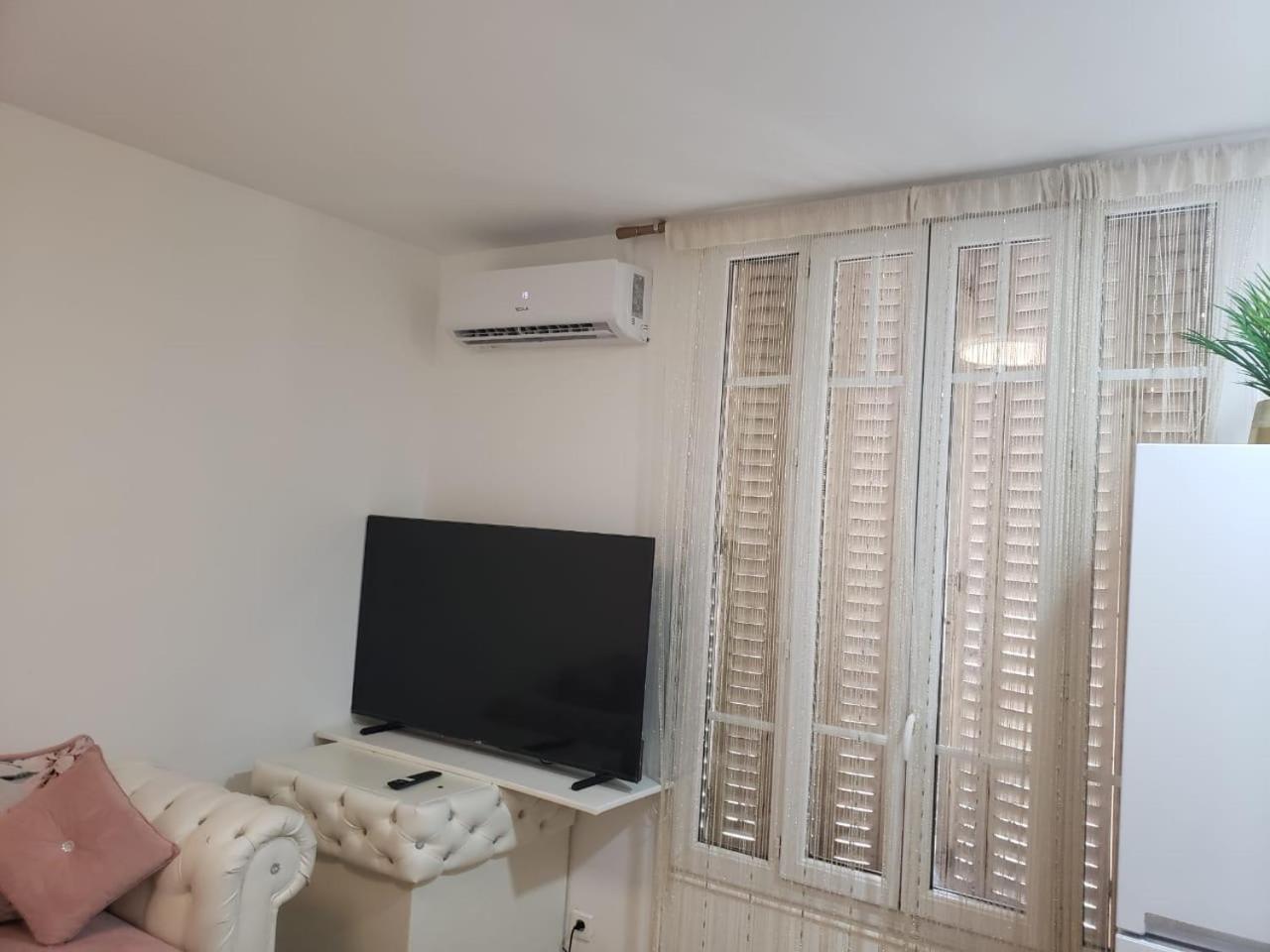 Alaya Apartment Bezons Exterior photo